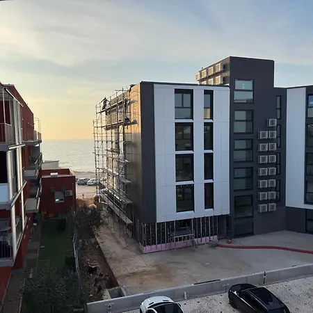 21 Apartment